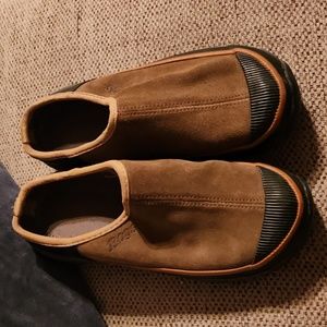 Bogs Woman's Hipster Brown Leather Upper Rubber Size 7